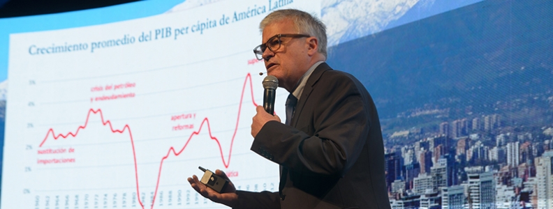 Foro de Infraestructura debatió razones del rezago en crecimiento de América Latina